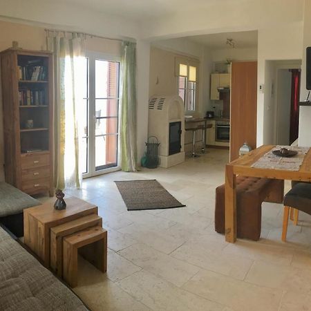Astra-Ferienhaus Mit Grosser Dachterrasse Und Top-Ausstattung In Nas Арменистис Экстерьер фото